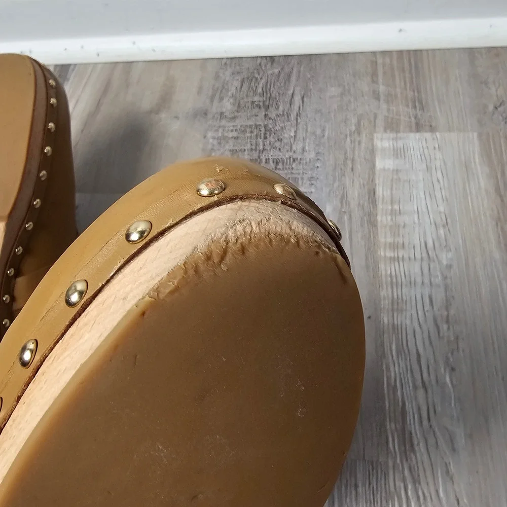 Coach Freya Womens 9.5B Clogs Tan Leather Studded G5158 Boho Retro Mules